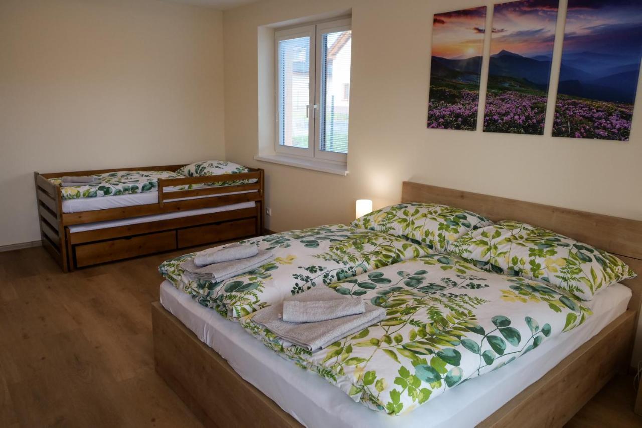 Apartmany Family Нова Лесна Екстер'єр фото